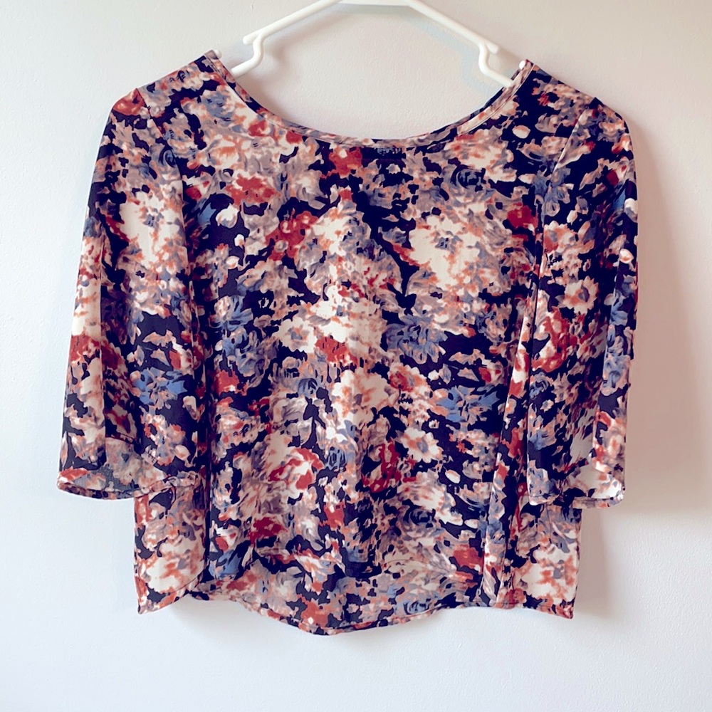 Floral crop dress top.